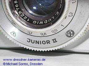 beirette mit Junior-II-Verschluss von Gebr. Werner - Firmenlogo GW