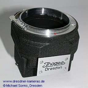 Ihagee-Objektivlupeneinsatz, Version 2 von 1957 (Bajonett mit 3 Schrauben befestigt, R�ckgravur Ihagee Dresden)