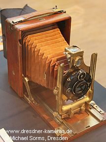 Ihagee-Tropen-Photoklapp Neugold