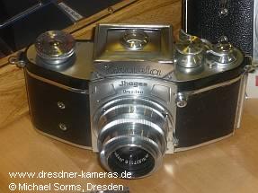 Kine Exakta von 1936, die erste Spiegelreflexkamera der Welt f�r 35-mm-Kleinbildfilm (Kinefilm) 