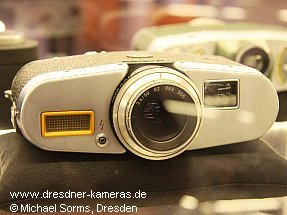 KW Zweifilm-Kamera (Prototyp mit einem Zentralverschluss 1955)