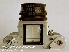 Pentacon six TLs (Ausschnittmarkierungen auf der Bildfeldlinse)