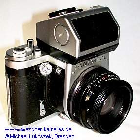 Pentacon six mit Pentacon-TTL-Prismenaufsatz