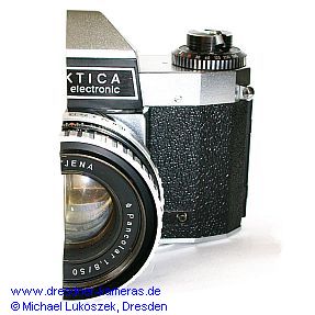 Querschnitt einer Praktica electronic mit Pancolar 1,8/50