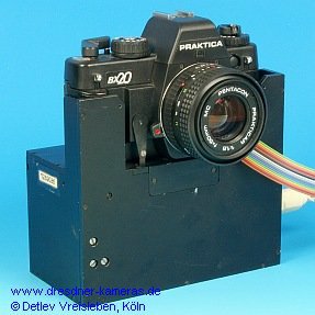 GSK-II-Studie auf der Basis der BX 20 mit Auslösemagnet und Motoraufzug im separat angesetztem Gerät GSK-II-Studie auf der Basis der BX 20 mit Auslösemagnet und Motoraufzug im separat angesetztem Gerät