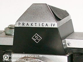 Praktica IV - das erste Modell von 1959 mit schwarzem Prismengeh�use und KW-Logo
