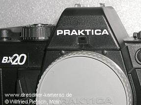 Praktica BX 20 (Produktion 1993, #3441000), Verkapselung der Schrauben