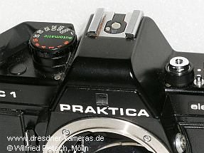Praktica BC1 #3900137 - Unikat einer BC1 mit linksseitiger Ausl�sung, gefertigt in der Abteilung Musterbau des Kombinates VEB Pentacon