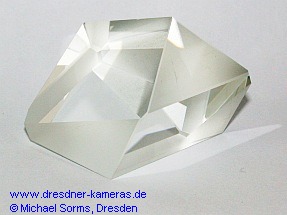 Prismenrohling einer Praktica L - es fehlen die komplette Verspiegelung und die schwarze Schutzlackierung