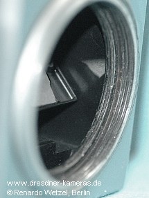 Praktica mit extrem ungew�hnlichen Objektivanschluss (Au�enbereich M42x1 und Innenbereich M40x1)