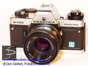 Praktica B 200 chrome with label Pentacon Italia